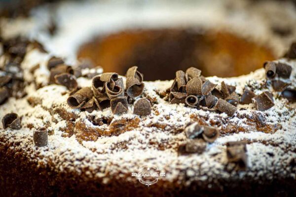 Ciambellone variegato alla cioccolata